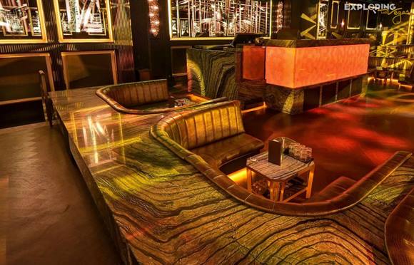 heart-room-dance-floor