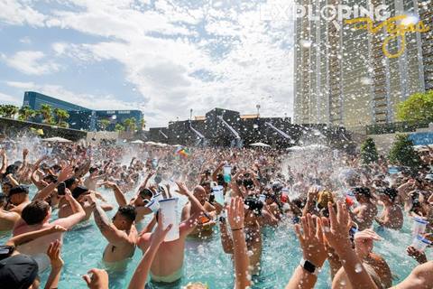 las-vegas-pool-ready