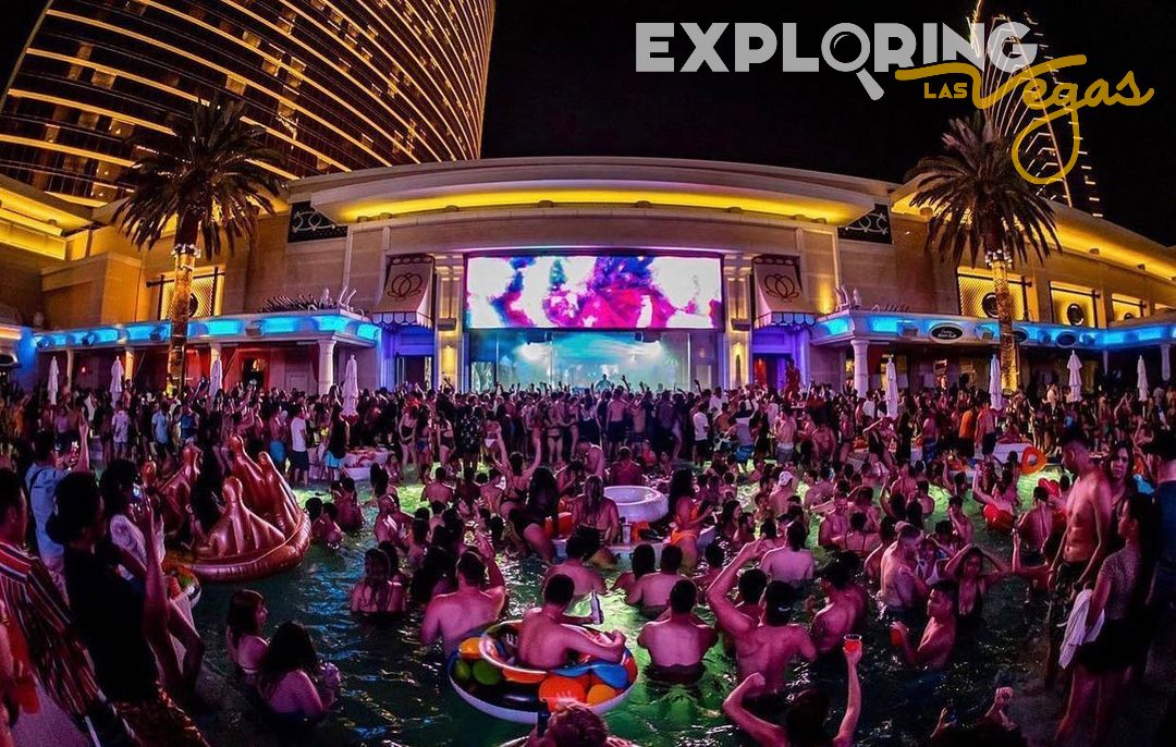 pool crowd