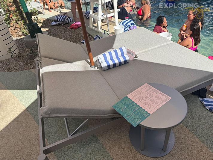 Daybed North VIP Pool