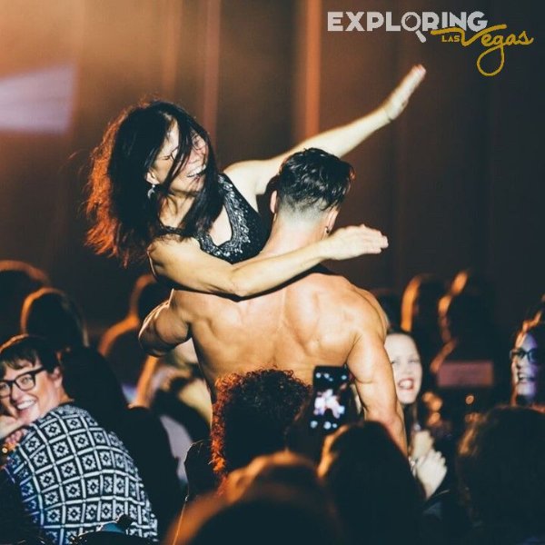 bachelorette-on-stage